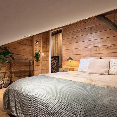 Les Cocons Des Guedons Le Douglas *